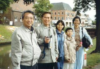 Sifu Wong and his Family in Holland